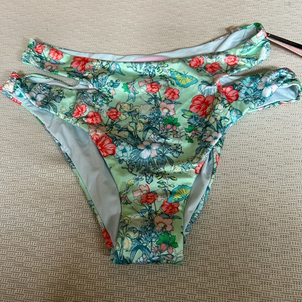 Bathing suit bottom